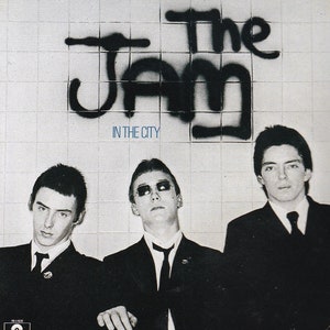 Póster original en miniatura vintage con marco de cartón negro: The Jam - In The City