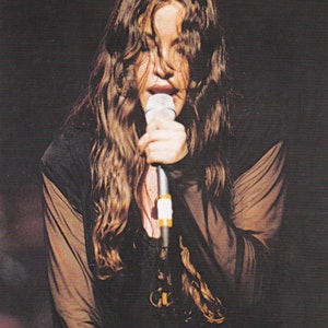 Original Vintage Mini Poster / Book Clipping & Card Frame - Alanis Morissette (1990s)