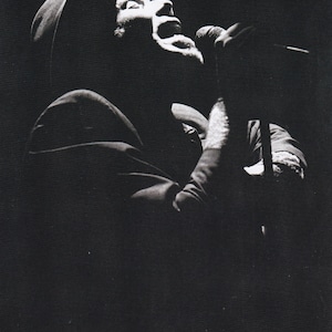 Mini póster vintage original, recorte de libro y marco de tarjeta: Tom Waits, "On Stage", década de 1980