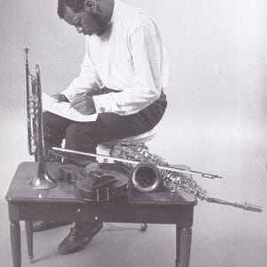 Oryginalny zabytkowy miniaturowy plakat jazzowy / wycinek książki i ramka na karty - Ornette Coleman (początek lat 60.)