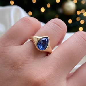 1 Carat Pear Sapphire Signet Ring | Yellow Gold Teardrop Blue Stone Ring | Flush Bezel Set | Dainty Statement Jewelry | Modern Tapered Shank