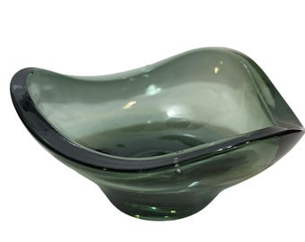 ザブコヴィツェ オプティカル シリンダー花瓶 No. 6049、ヤン