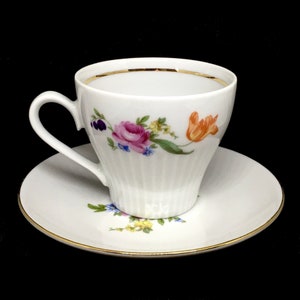 Vintage 1970s JLMENAU Henneberg Porzellan 1777 German Teacup Saucer Set Flowers - Cottagecore Collectible