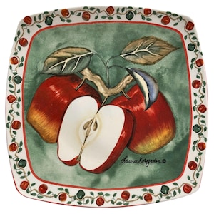 Vintage 1990s Bella Cucina Pour Le Rouet Apple Decorative Plate by Artist Laurie Koragaden
