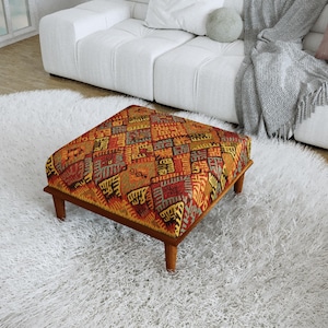 Rost-Orange Patchwork Ottomane, Geometrischer Kelim Teppich Design Bench, H-853