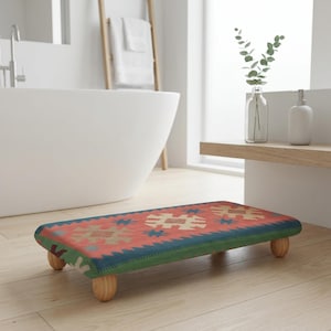Bohemian Kilim Pattern Wooden Step Stool for Entryway or Living Room | H-926