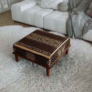Elegant djurtryckt sminkfotpall, leopardmönstrad bänk med kant, H-1148