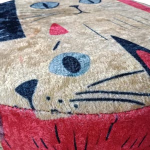Cat pattern round pouf, Cute design bench, Colorful footstool, Elegance round pouf, Bedroom pouf, Comfortable furniture, Stylish bench, H-12