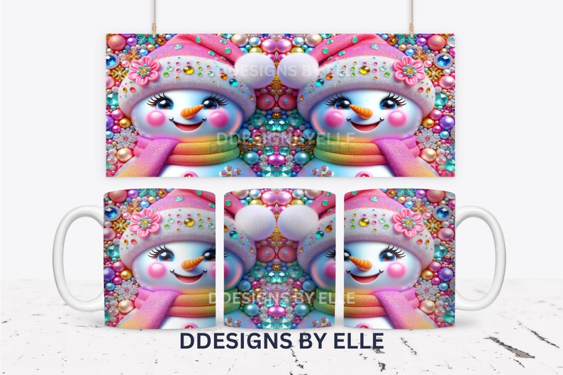 K&ouml;nnte beinhalten: Ein skurriles Schneemann-Design auf einer Tasse und einem Poster. Der Schneemann tr&auml;gt einen rosa Hut und Schal mit Regenbogenverlauf. Der Hintergrund ist mit bunten Edelsteinen gef&uuml;llt und dem Text "DDESIGNS BY ELLE".