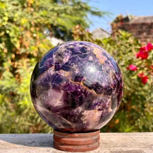 125 MM blaue Chevron Amethyst Kugel, geschliffen, aus Madagaskar, echt exemplar