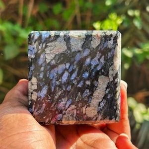 65 MM Large and Rare Que Sera Cube Natural Crystal Healing Gemstone Polished Mineral Energy / Cube Shaped Decorative Collectible Specimen