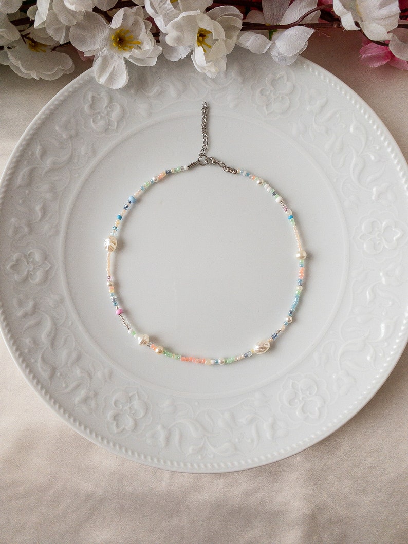 Mixed Pearls Necklace Set main image 1