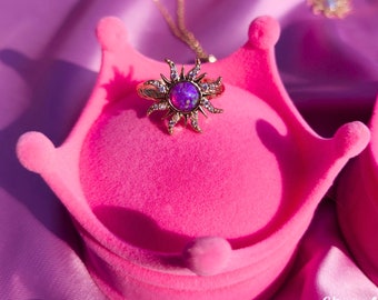 Bague couronne de princesse, bague étoile en zircone violette micropavée, bijoux grecs princesse, bague solaire opale, bague solaire Raiponce emmêlée, cadeaux pour elle