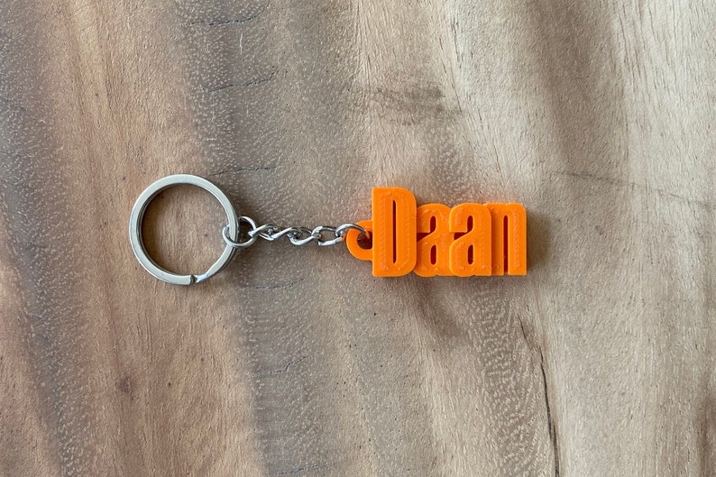 Persoonlijke sleutelhanger Sleutelhanger Naam sleutelhanger Naam Label Sleutelhanger label Persoonlijk Cadeau Handig Oranje