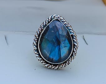 Blue Fire Labradorite Ring: 925 Sterling Silver Gemstone Band