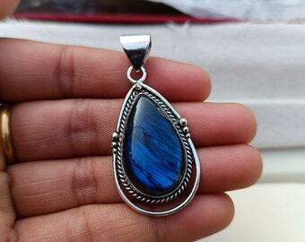 Labradorite Pendant, Handmade 925 Sterling Silver, Unique Gift
