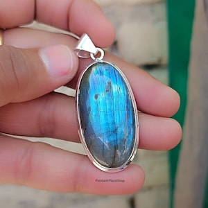 Blue Fire Labradorite Pendant: Handmade 925 Sterling Silver Vintage Jewelry