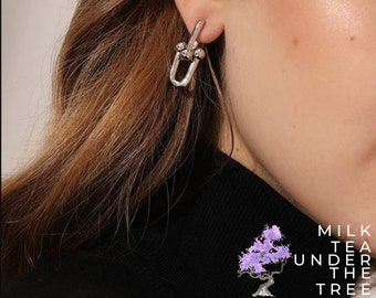 Dangle Silver Minimalistic Earrings