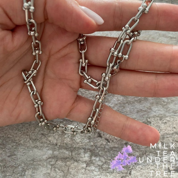 Beautiful 強い Tsuyoi Silver Necklace Chain Layering Piece Minimalistic Chic Timeless 時代を超えた
