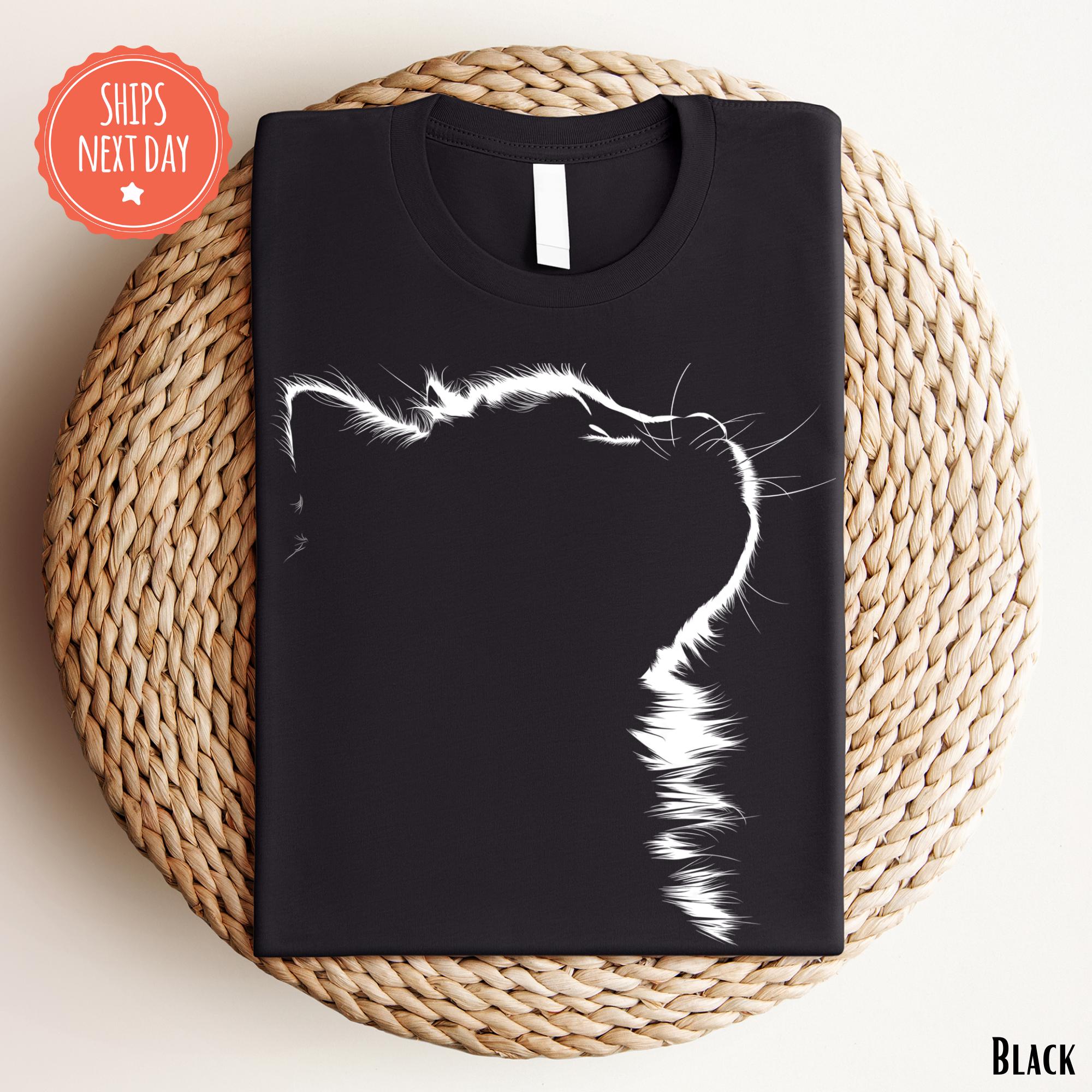 Cat Shirt - Cat Silhouette Tshirt - Cat Mom Tee - Gift For Cat Owner - Cat Lover Shirt - Cat Dad - Minimalist Cat Shirt - Cat Parents Gift