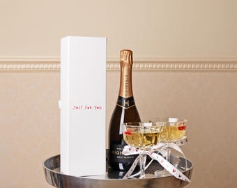 Luxury Gift Boxes - Wine Bottle Boxes - Perfect for Christmas, Bridesmaid Gifts & Wedding Favours, Wine Gift Packaging, 2 Colours Available.