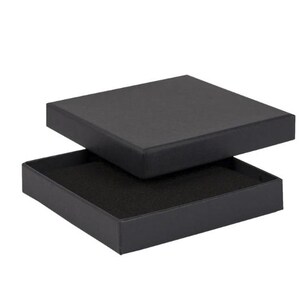 Luxury Jewellery Gift Boxes with Foam Insert– Jewellery Gift Box for Bracelets, Elegant Display Case, Christmas Gift Boxes - 100x100x17mm Black