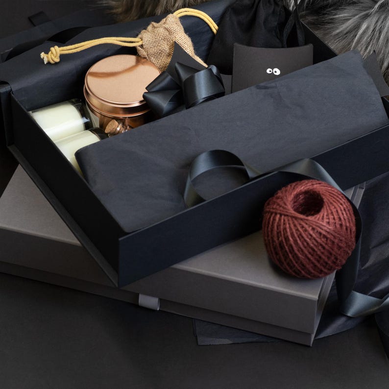 Luxury Gift Boxes - Magnetic Closure Box for Wedding & Bridesmaid Gifts, Christmas Hamper Box for and Photography - (A4) 310x220x65mm image 1