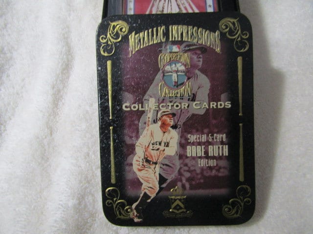 babe ruth holographic baseball card What is the error on this card? Special 5 Card Babe Ruth