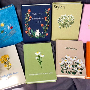 Personalized Daisy Embroidery Notebooks/Journal A5, Daisy Vintage Notebook, Traveler Diary, Student Notepad Gift, Custom Text Embroidery