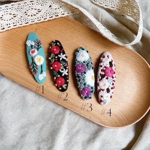 Floral Embroidered Hair Clips, Flower Linen Hair Clips Handmade, Unique Gift For Mom, Bridesmaid Gift, Cute Hair Clip, Gift for her