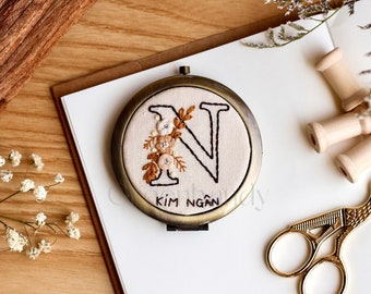 A-Z Letter Floral Embroidered Compact Mirror, Custom Name Pocket Mirror, Cute Wedding Bridesmaid Gift, Gift For Her, Birthday Gift