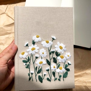 Personalized Daisy Flowers Embroidery Notebooks/Journal A5, Floral Designs, Traveler Diary, Student Notepad Gift, Custom Text Embroidery