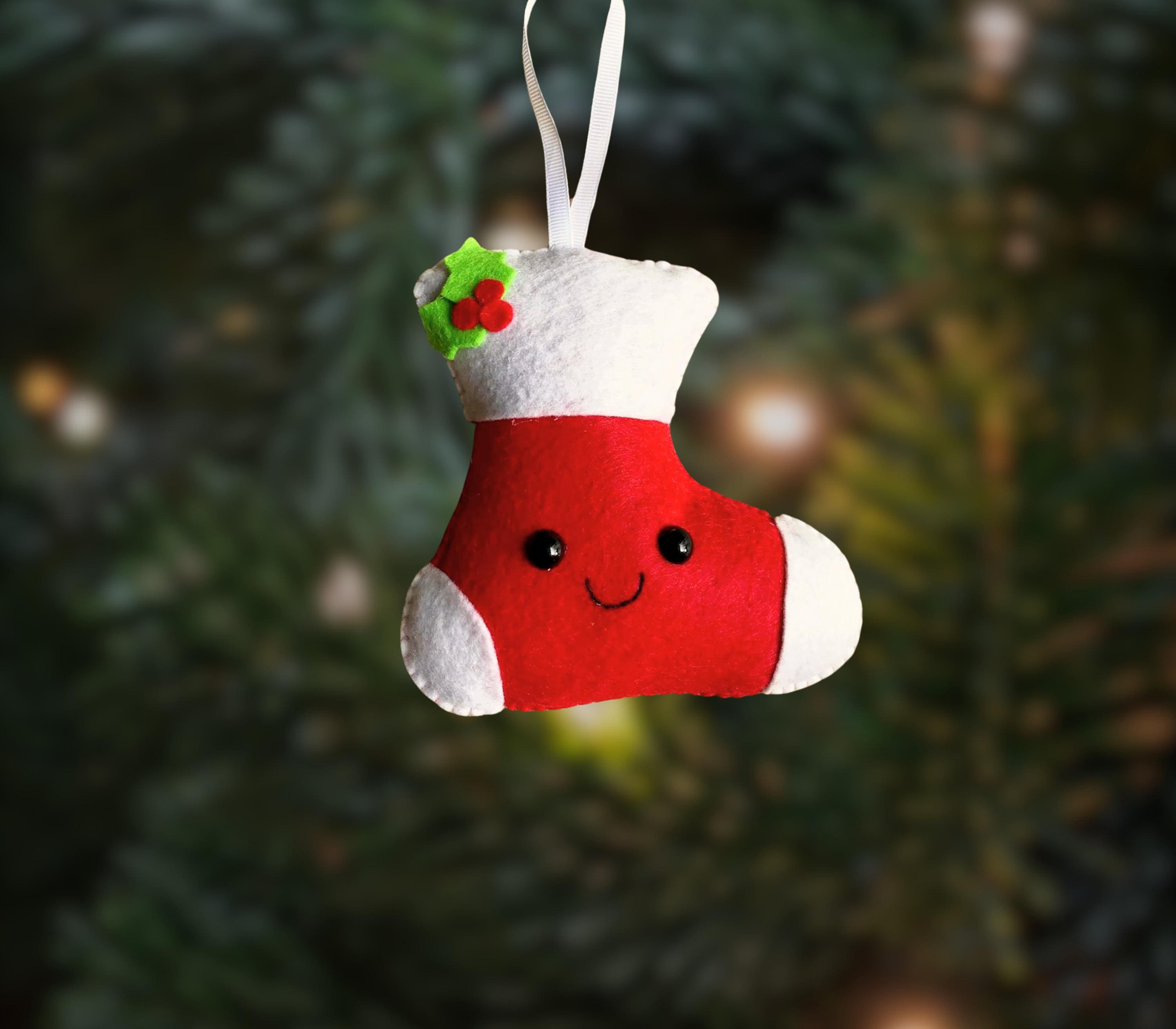 手作りのトナカイのクリスマスオーナメントフェルト、クリスマス