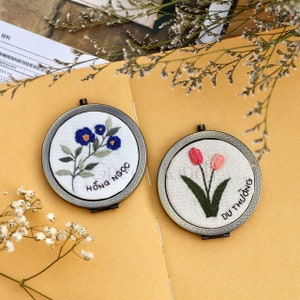 Spring Floral Embroidered Compact Mirror, Custom Name Pocket Mirror, Cute Wedding Bridesmaid Gift, Gift For Her, Birthday Gift