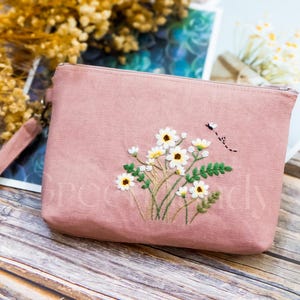 Gänseblümchen Blumen Kosmetiktasche, Handbestickte Schminktasche mit Blumenstickerei, Florale Kosmetiktasche, Vintage Schminktasche