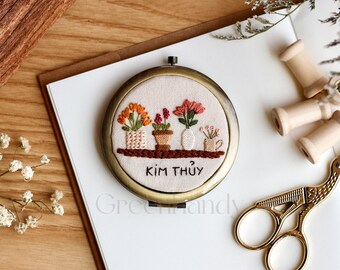 Floral Embroidered Compact Mirror, Custom Name Pocket Mirror, Cute Wedding Bridesmaid Gift, Gift For Her, Birthday Gift