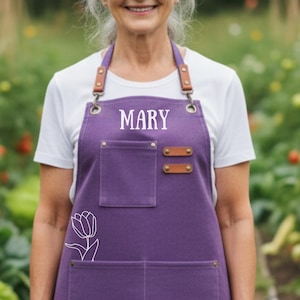 Custom Apron Gardening Gift Idea Garden Apron Gardener Gift with Pocket Personalized Apron Florist Minimalist Gardener Mothers Day Apron