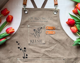 Custom Gardening Apron for Gardener Apron for Florist Custom Garden Apron Florist Gift Gardening Gift Apron Personalized Apron with Pockets