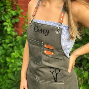 Hairstylist Apron with Pockets Hairdresser Custom Apron for Hair Stylist Customized Apron Personalized Apron for Women Custom Logo Apron