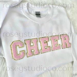 CHEER Sweatshirt Cheer Crewneck Cheer Patch Sweatshirt Cheer Shirt Cheer Mom Cheer Gift Cheer Mom Shirt Cheerleading Sweatshirt Patch