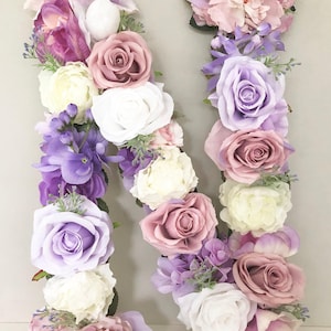 Letras florales Letras de flores Decoración de guardería con lavanda Decoración de pared de flores para habitación de niñas adolescentes Letras de pared para niñas Shabby Chic
