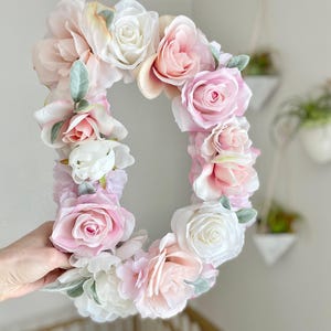 Carta Floral Bebê Menina Presente Personalizado Placa de Nome do Berçário Arranjo Floral do Berçário Novo Arranjo Floral do Bebê Monograma Presente Nova Mãe