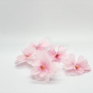 人工桜の花 ブラッシュピンクの桜 5個セット ライトピンクの桜の花 パーティーの装飾 花のパーティーの装飾 結婚式