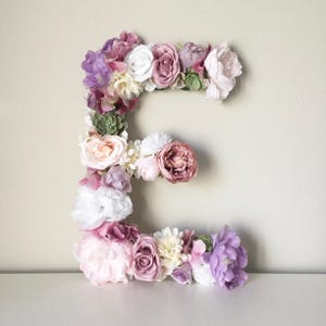 Letras florales grandes, letras de madera, letras con flores, regalo para baby shower, decoración para despedida de soltera, decoración para fiesta, primer cumpleaños, lavanda, guardería, morado