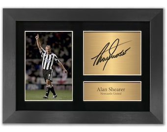 Alan Shearer Signed Photo Print, Newcastle United Memorabilia (A4, Framed)
