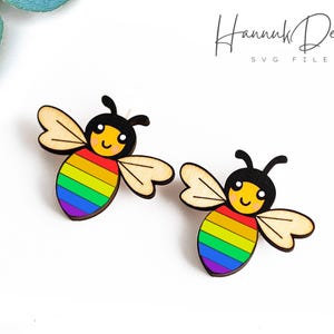 Boucles d'oreilles LGBT Pride Bee SVG, fichier découpé au laser de clous d'abeille arc-en-ciel, bijoux insectes mignons Kawaii, boucles d'oreilles LGBTQ bricolage