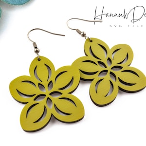 Niedliche Sakura Blume Holz Ohrring SVG Laser Cut Datei Digitaler Download