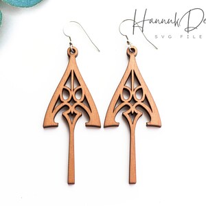 Gracieuse pointe de flèche ornée de boucle d'oreille en bois fichier Svg découpé au laser en téléchargement numérique