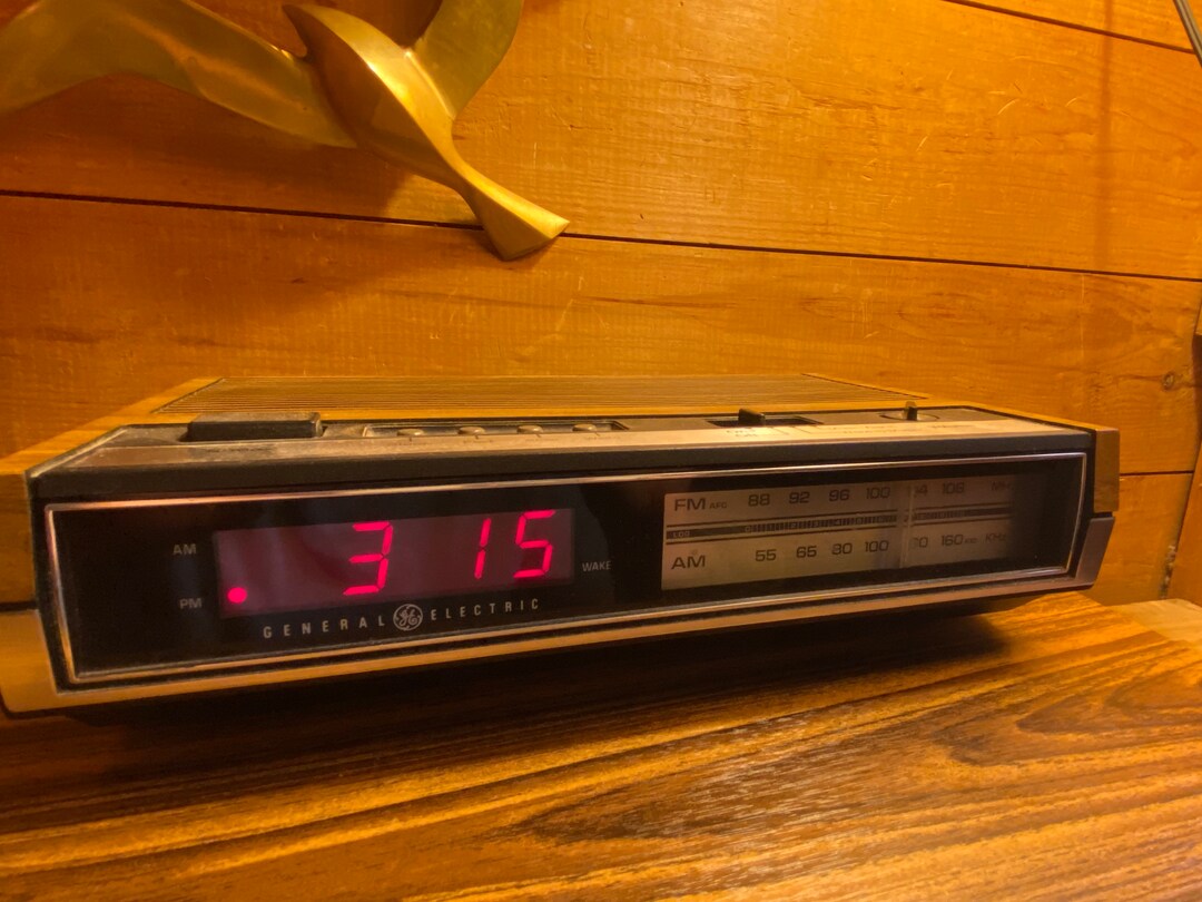 1980's Wood Grain General Electric AM/FM Clock Radio - Etsy