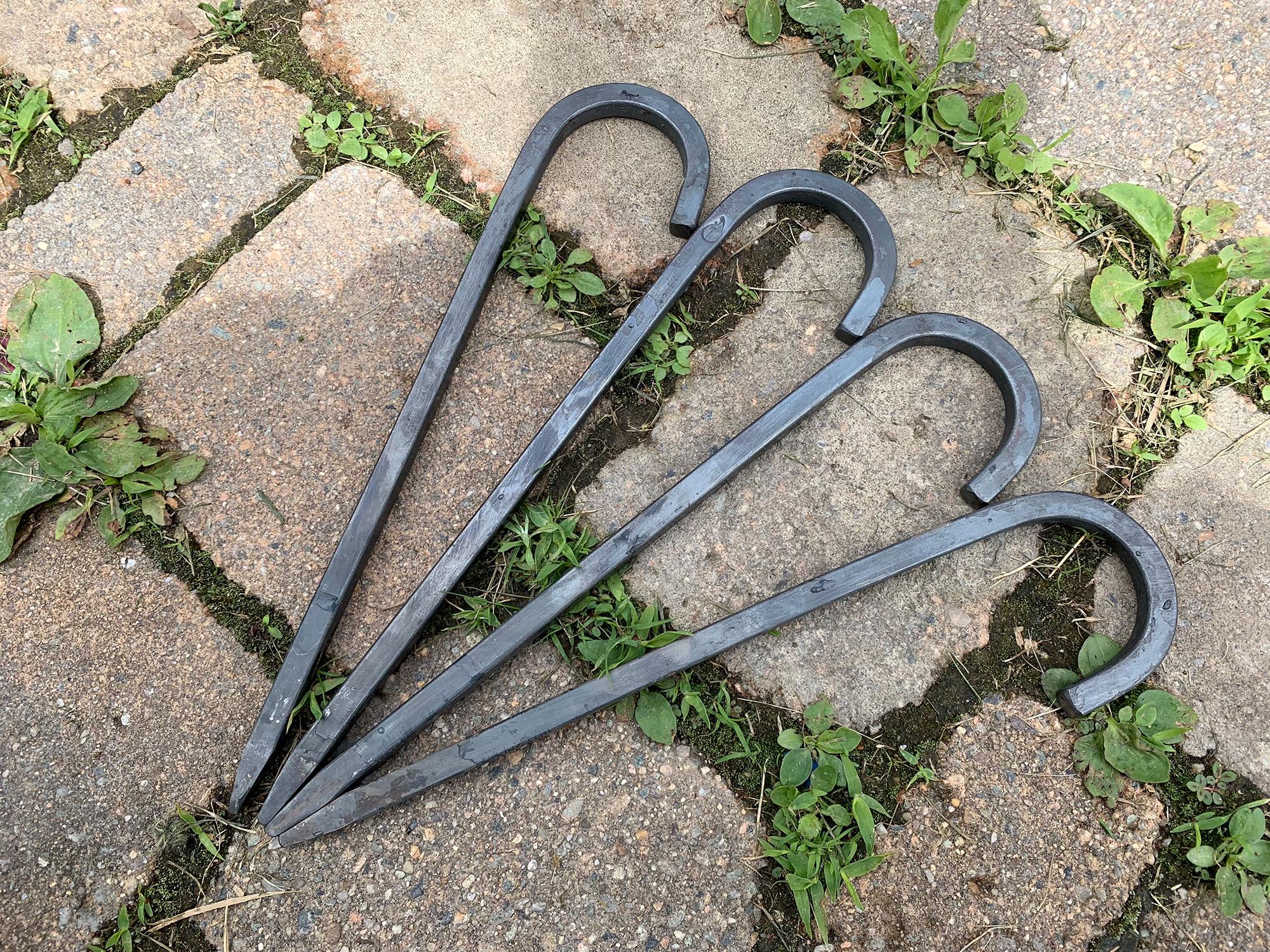 thumbnail image 2 of Garden Hose Guide Stake 10.4inch Heavy Duty Hose Support Fit In 3/4 2 of 11